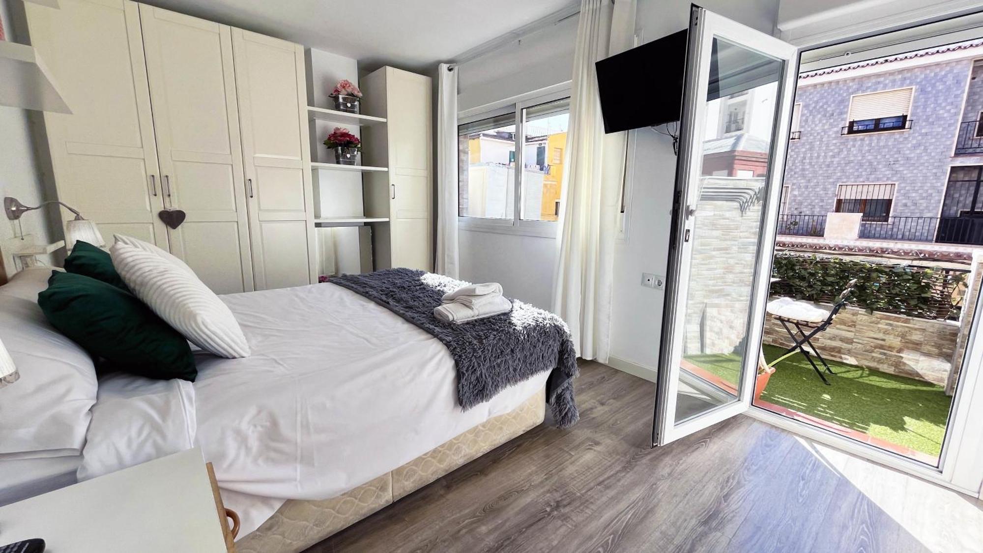 A 5 Minutos De La Playa Con Terraza En Malaga Apartment ภายนอก รูปภาพ